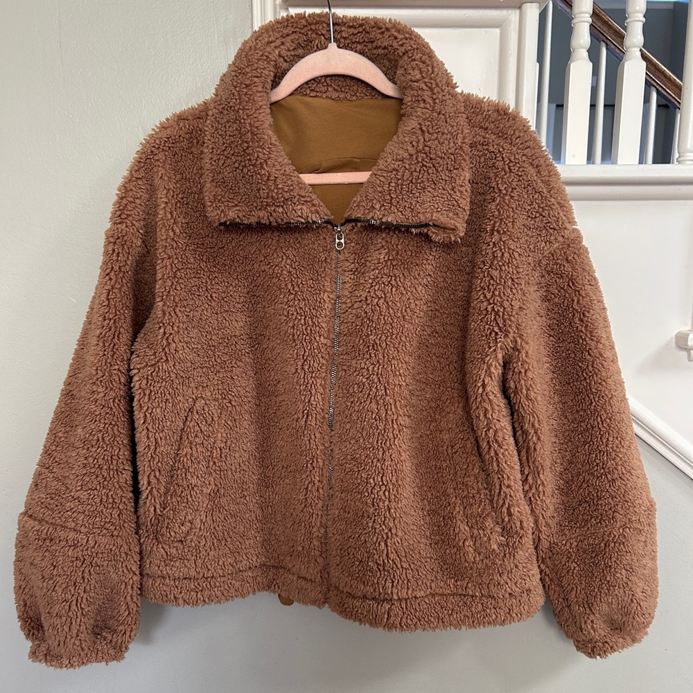 lululemon athletica Women's Brown Sherpa Bomber Jacket